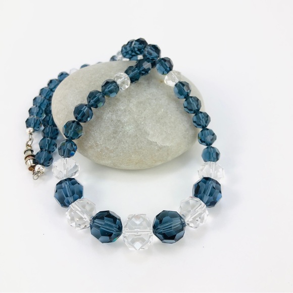 Vintage Blue & Clear Crystal Necklace, Graduated Faceted Glass Beads, 19 1/2" L - Picture 2 of 6